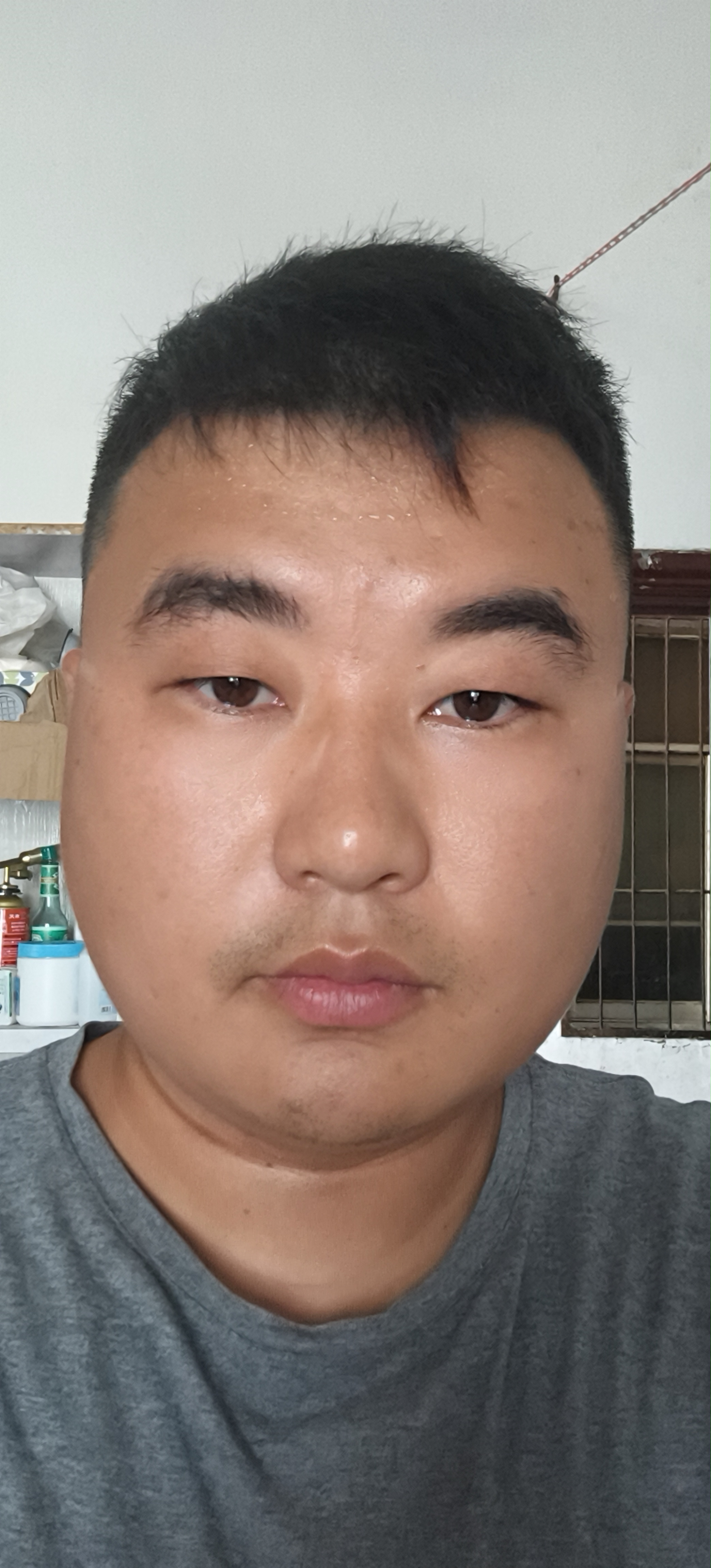 张敬航