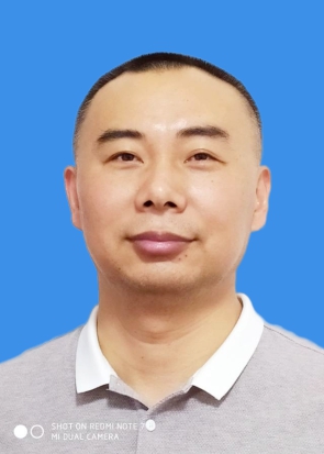 龚岳春